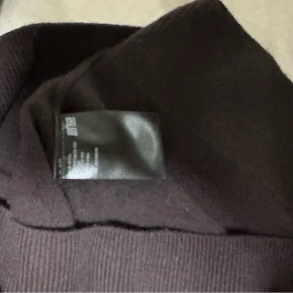 Uniqlo Women's cashmere Crew Neck Sweater - Dark Brown - Picture 4 of 6